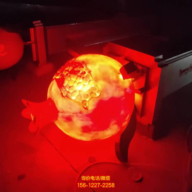 玻璃鋼雕塑，為公園景觀增添綠意