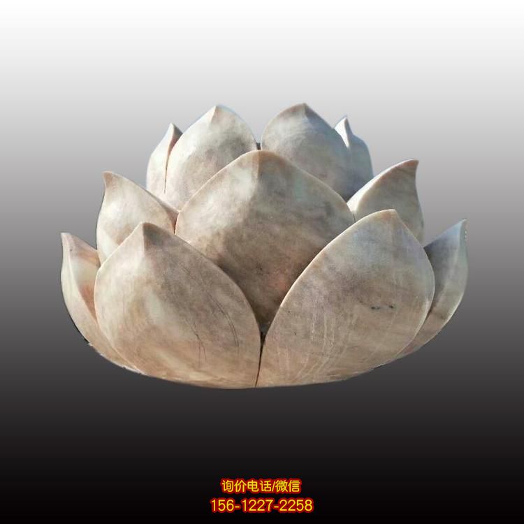 石雕噴泉雕塑，為廣場增添靈動之美 