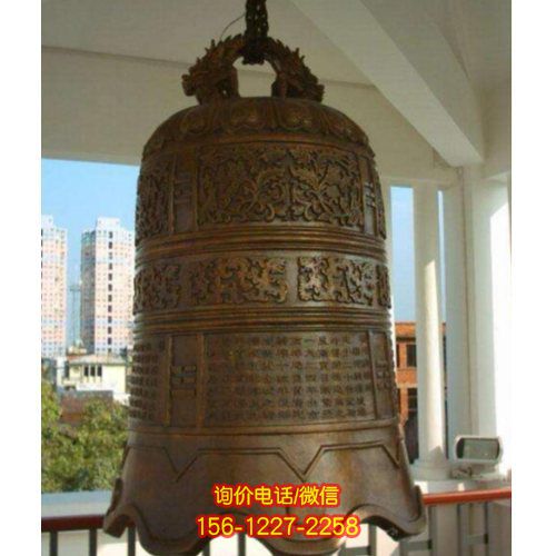 黃銅鑄造雕塑，裝點寺廟景區