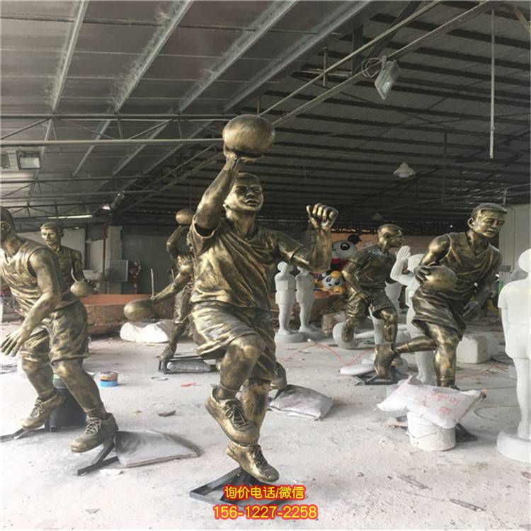 戶(hù)外園林景觀玻璃鋼仿銅打籃球的人物景觀