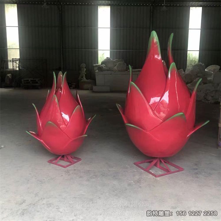 玻璃鋼火龍果雕塑 是一道獨特的藝術(shù)風(fēng)景線