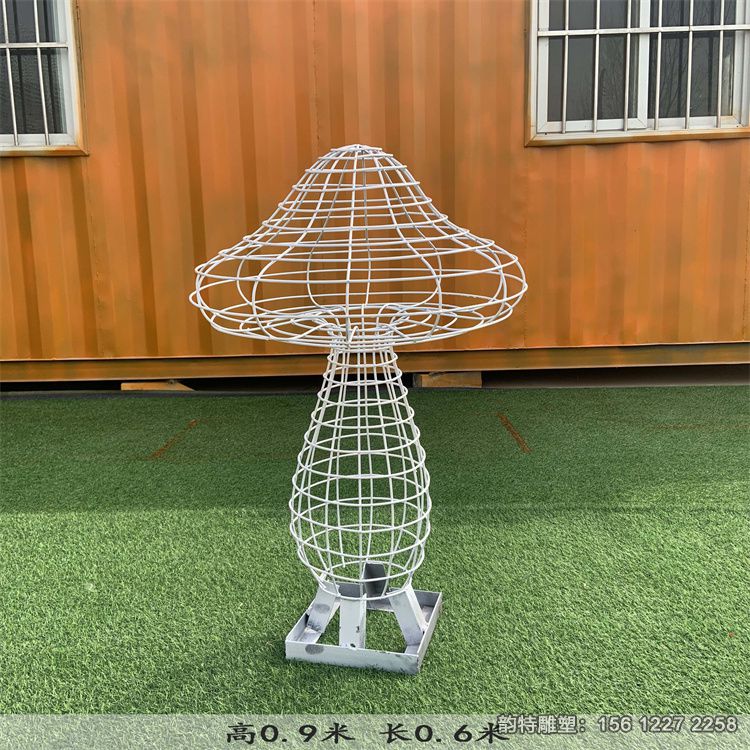 蘑菇雕塑61