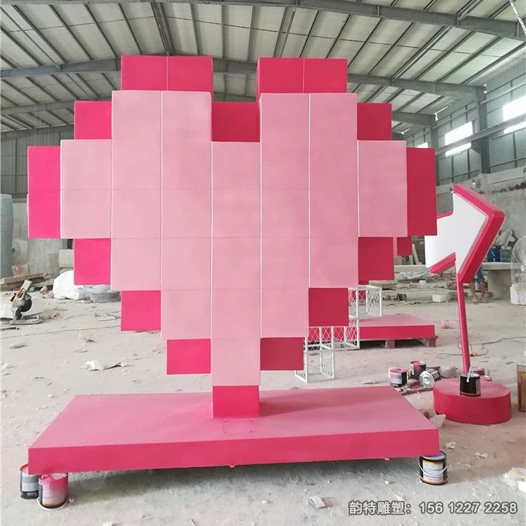 不銹鋼心形雕塑，創意愛心雕塑制作廠家