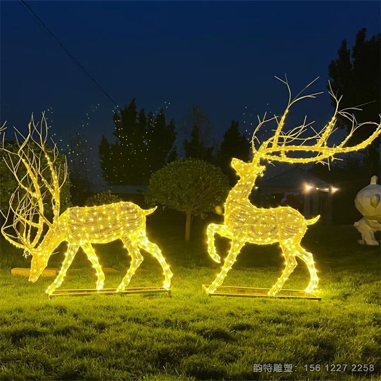 草地鏤空鹿雕塑 不銹鋼發(fā)光鹿雕塑實(shí)拍圖